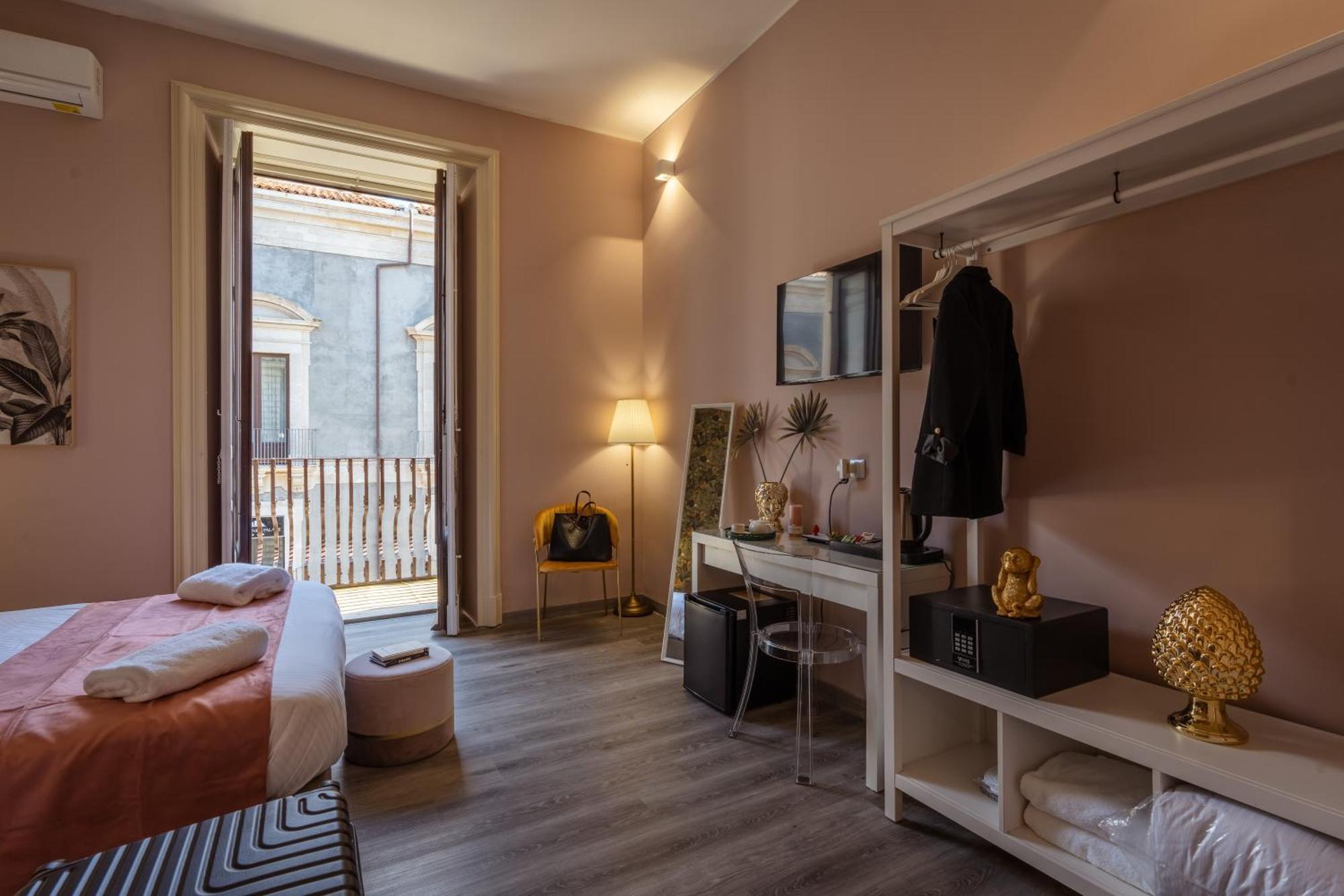Etnea Boutique Hotel Catania Bagian luar foto
