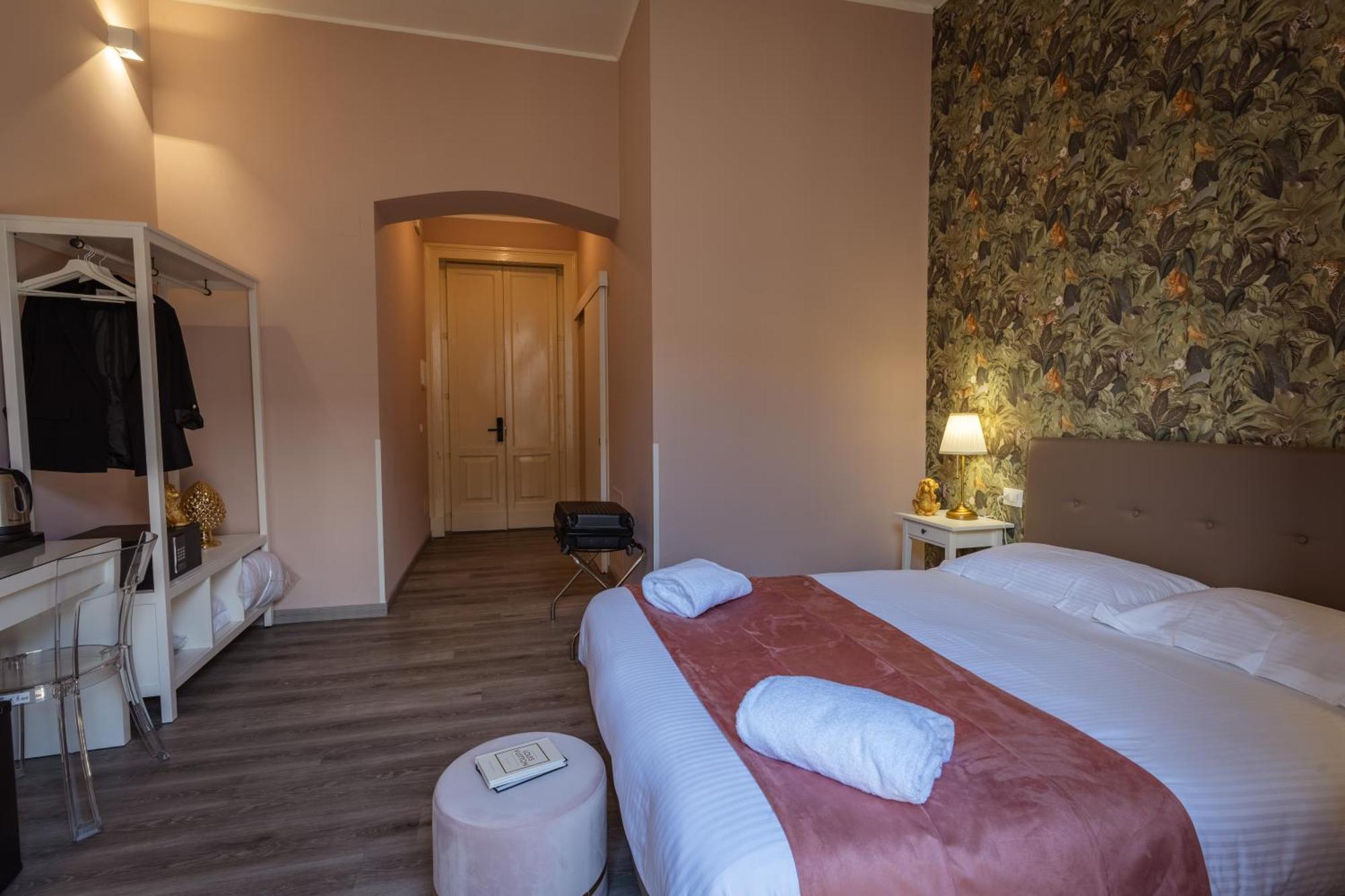 Etnea Boutique Hotel Catania Bagian luar foto