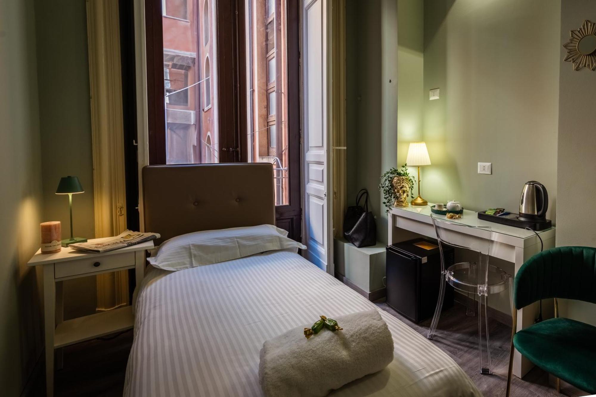 Etnea Boutique Hotel Catania Bagian luar foto